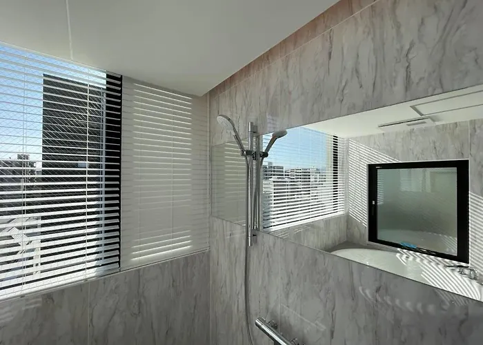 Bhotel Nekoyard - Scenic Penthouse Studio With Jacuzzi & Spacious Terrace